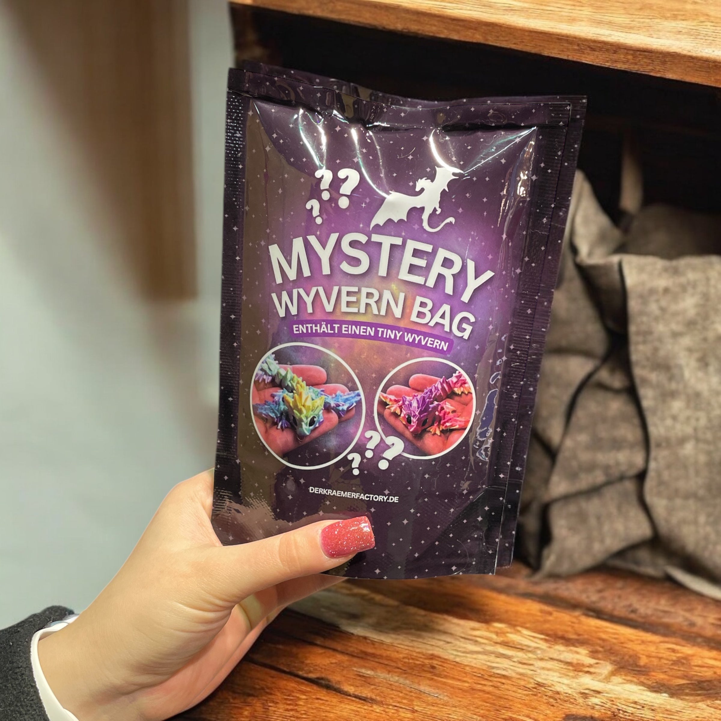 Mystery Wyvern Bag | beweglicher Baby Drache | Tiny Wyvern