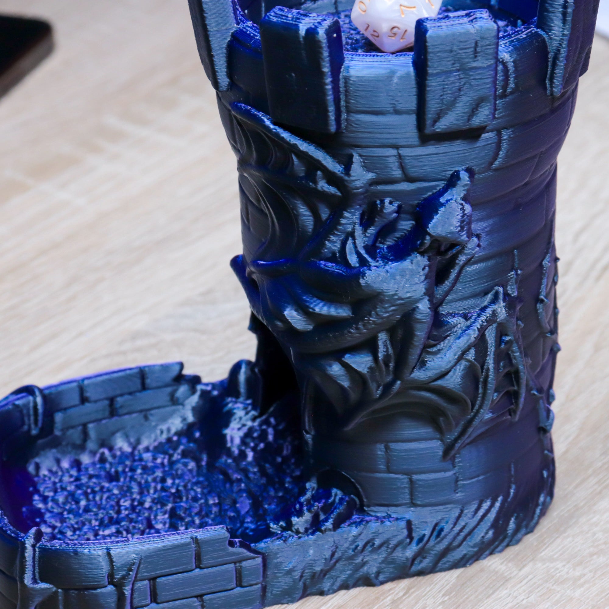 Würfelturm Drachenfestung | Treppenturm | für Tabletop Spiele